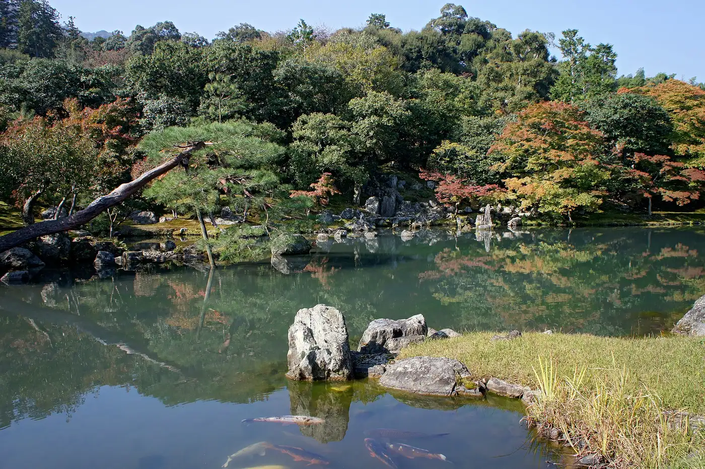 The Sogenchi pond garden at Tenryu-ji in Arashiyama, Kyoto